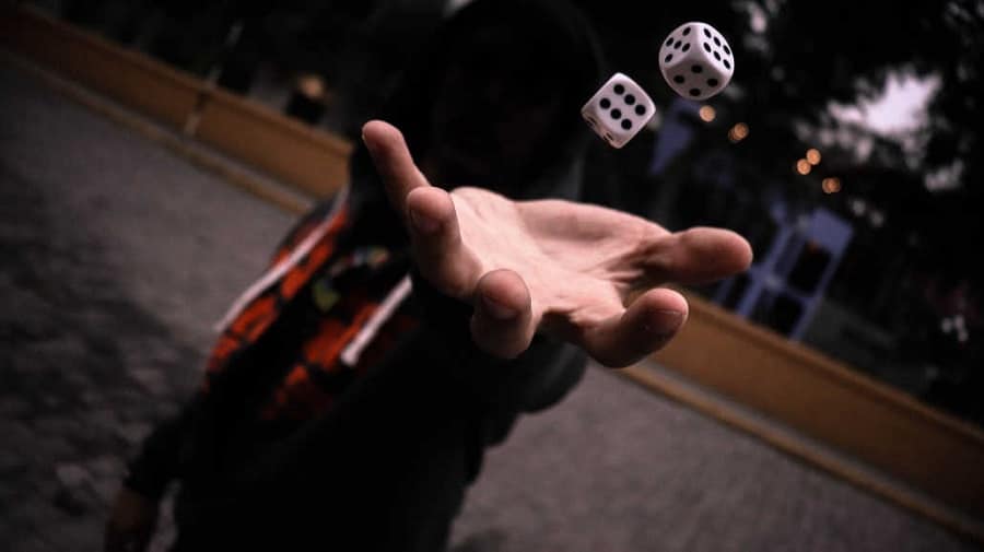 Muốn thắng được nhiều tiền khi chơi Sicbo, hãy áp dụng những tuyệt chiêu sau?