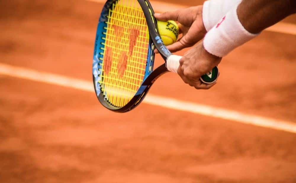 Kèo giao bóng trước trong tennis là gì, có nên đầu tư không?